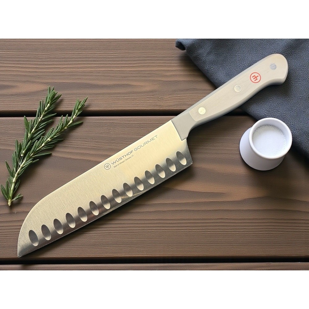 Wusthof Gourmet 7 inch Santoku Hollow Edge Chef's Knife Gray Handle RARE New!